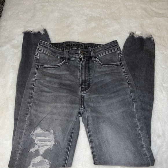 American Eagle super high rise jegging size 00 regular grey distressed style - Picture 1 of 13